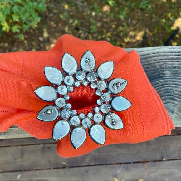 WOW Extra Large VINTAGE Sash Bridal Pin - Picture 4 of 8